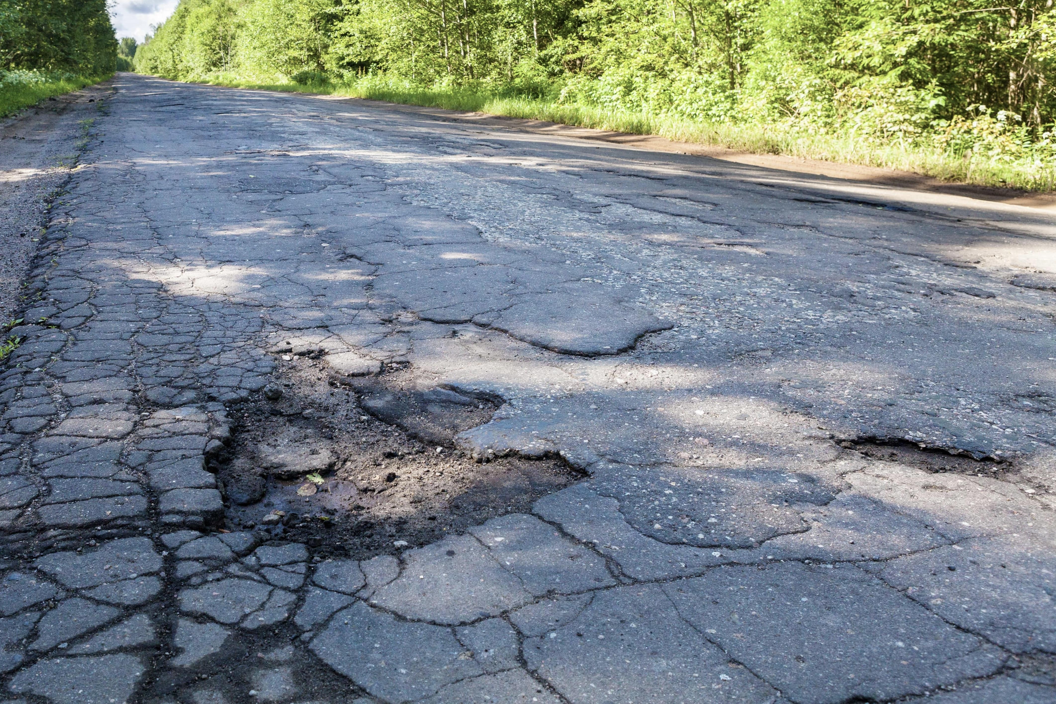 POTHOLE.jpeg
